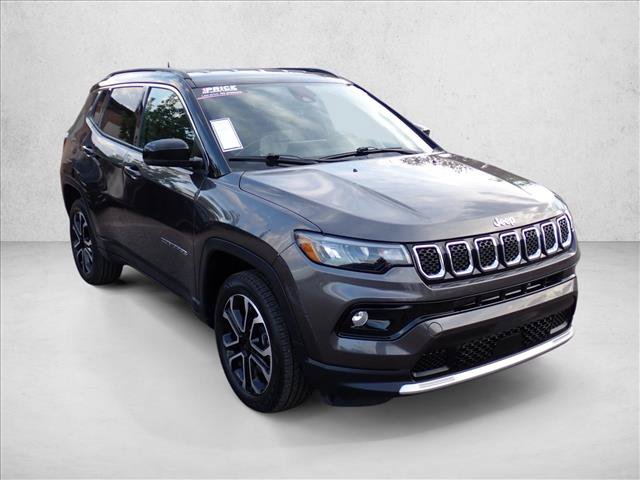 Used 2023 Jeep Compass Limited AWD/4WD image 6
