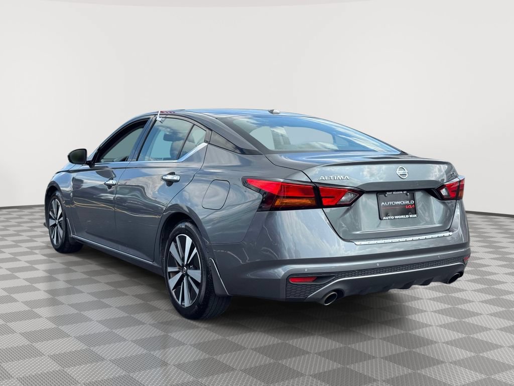 Used 2020 Nissan Altima 2.5 SV FWD image 5