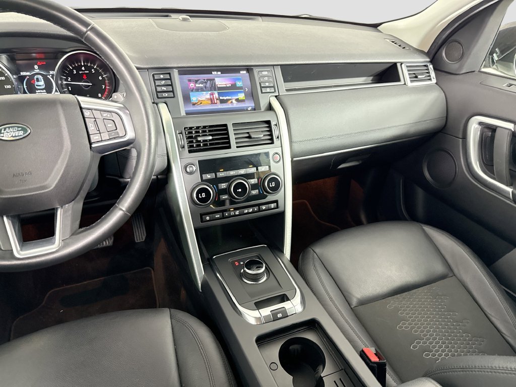 Used 2019 Land Rover Discovery Sport SE AWD/4WD image 22