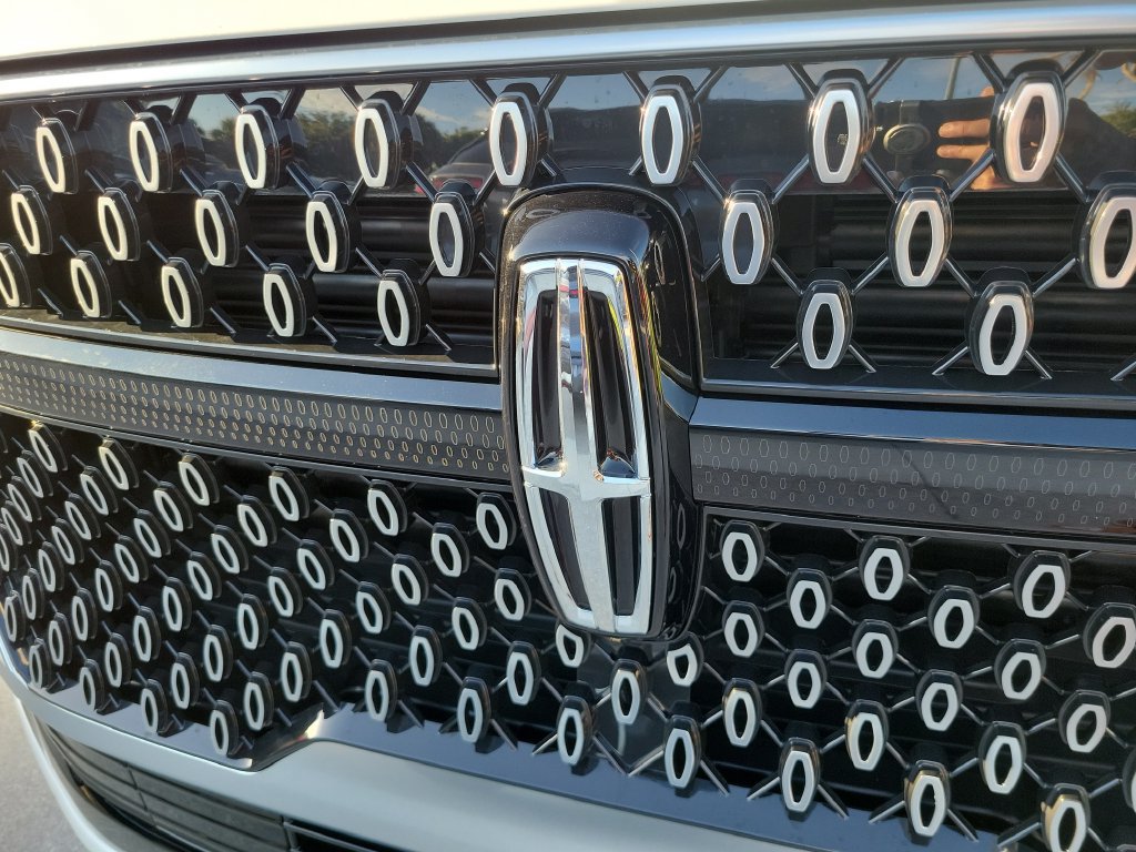 New 2027 Lincoln Navigator L Reserve AWD/4WD image 5