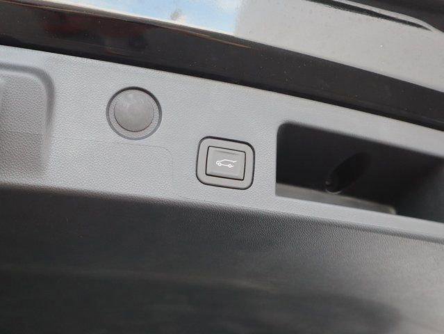 New 2026 GMC Terrain AT4 w/ Convenience Package III image 10