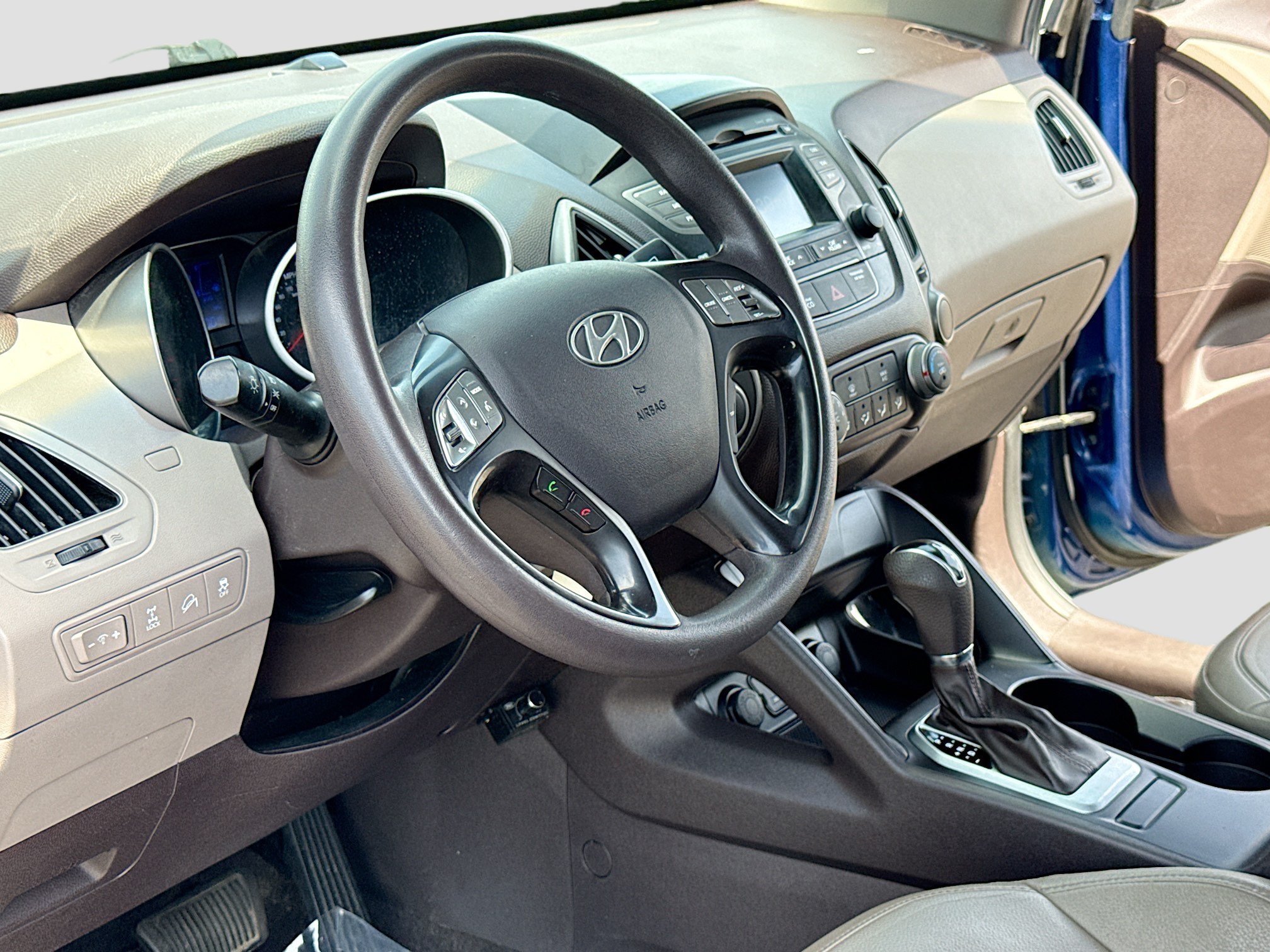 Used 2015 Hyundai Tucson GLS w/ Option Group 02 AWD/4WD image 4
