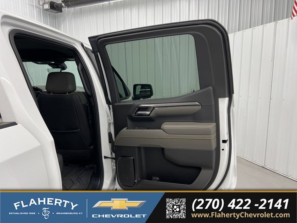 Used 2024 Chevrolet Silverado 1500 ZR2 w/ Technology Package AWD/4WD image 12