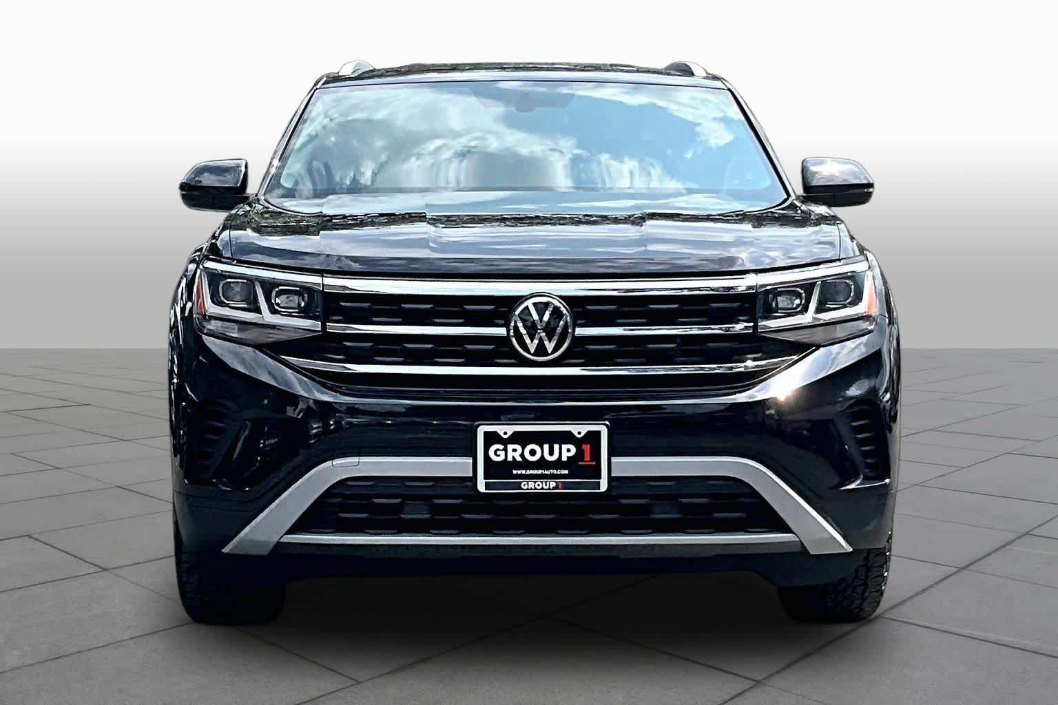 Used 2021 Volkswagen Atlas Cross Sport SE FWD image 4