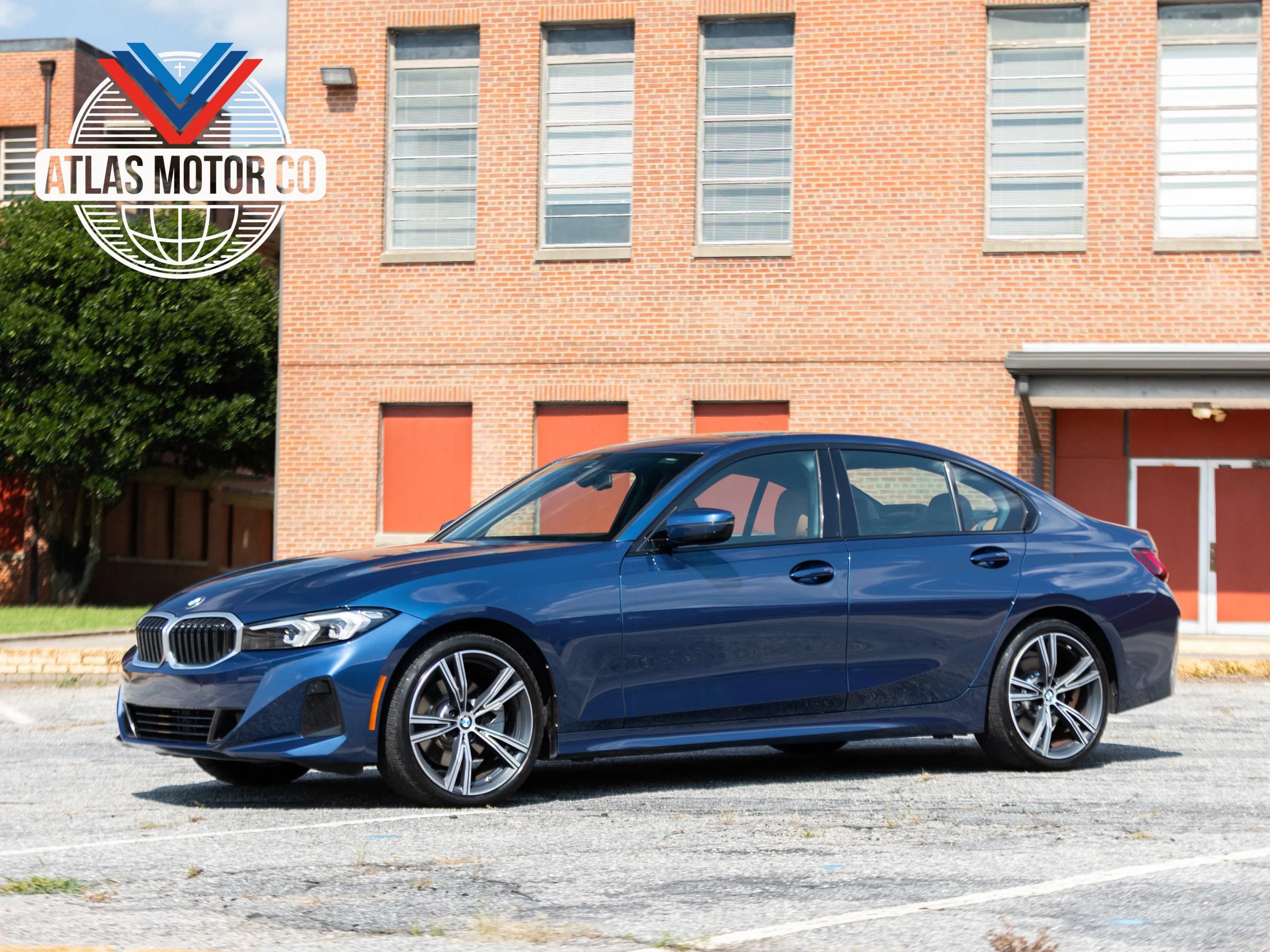 Used 2023 BMW 330i Sedan w/ Driving Assistance Package RWD image 1