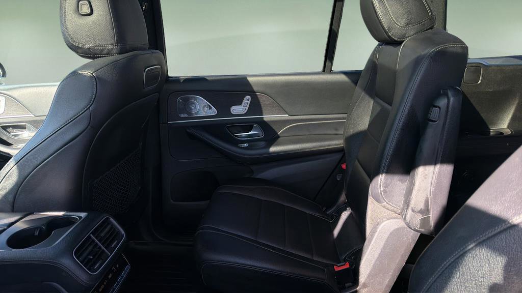 Used 2020 Mercedes-Benz GLS 450 4MATIC image 24
