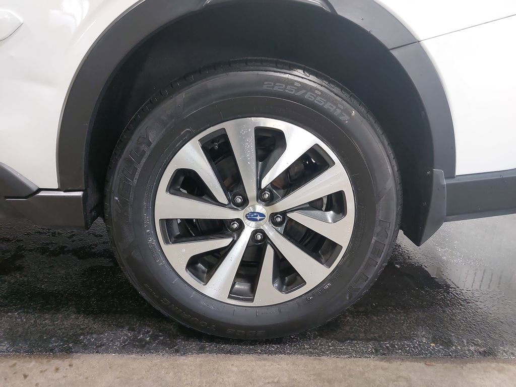 Used 2022 Subaru Outback Premium AWD/4WD image 35