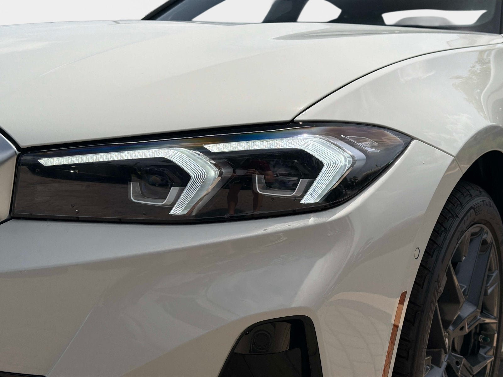 New 2026 BMW 330i Sedan w/ Convenience Package RWD image 9