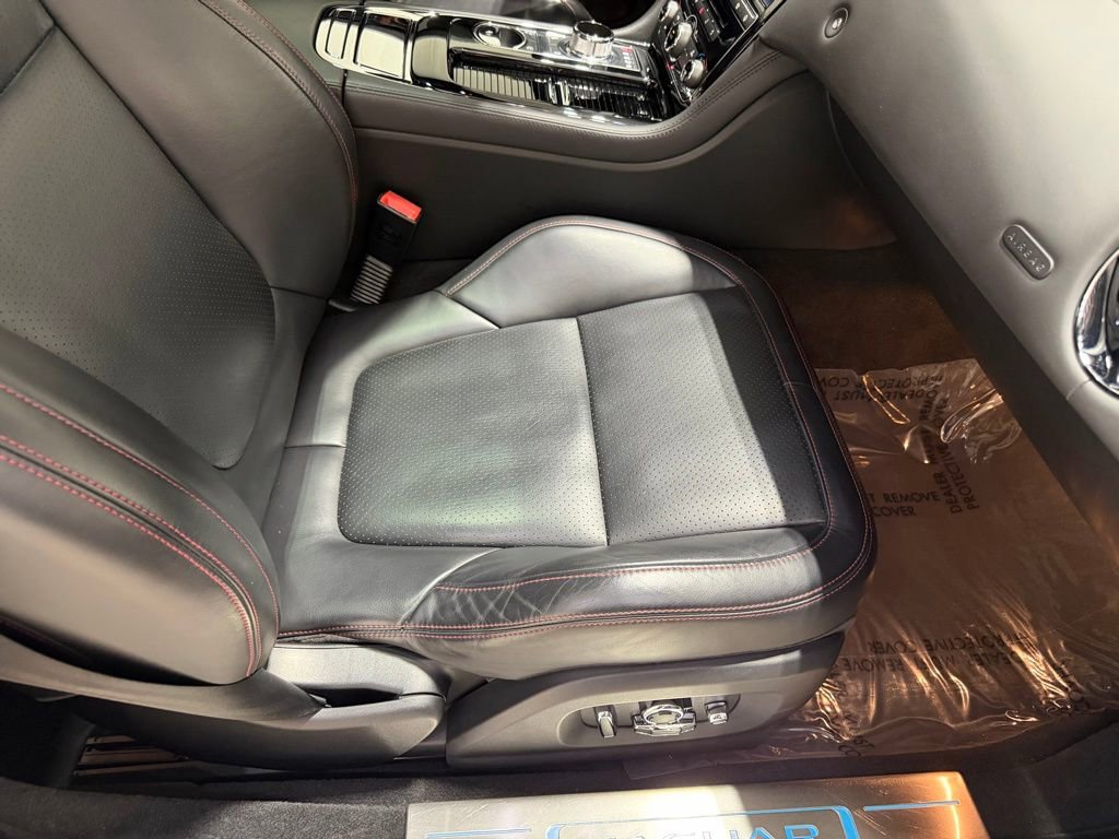 Used 2016 Jaguar XJ RWD image 48