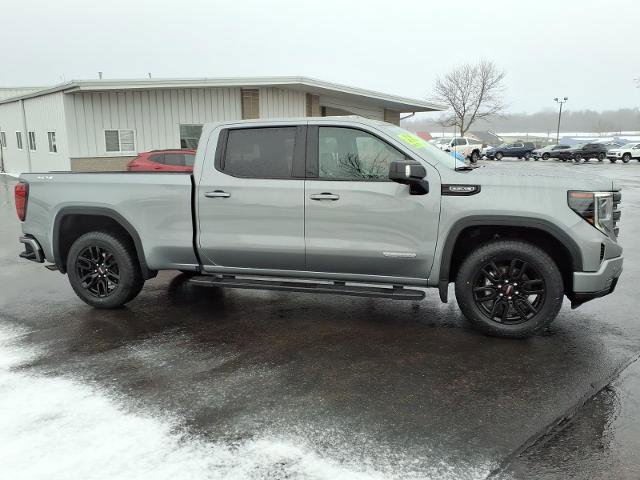 Used 2025 GMC Sierra 1500 Elevation w/ Elevation Premium Package image 4