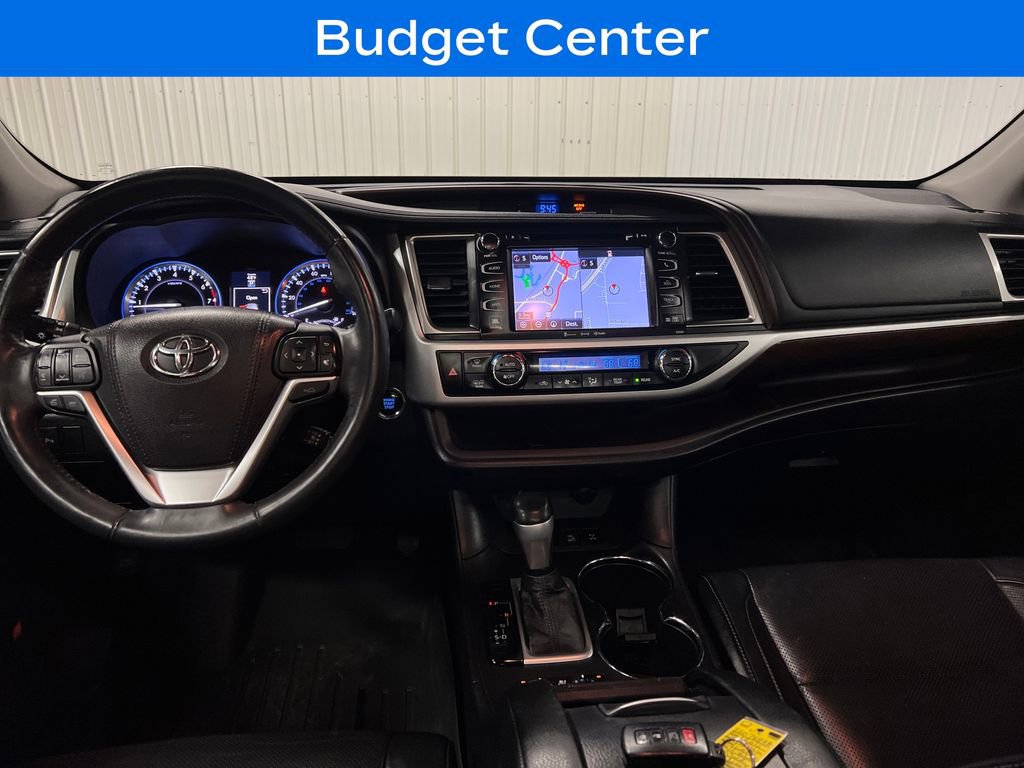 Used 2016 Toyota Highlander Limited Platinum AWD/4WD image 17