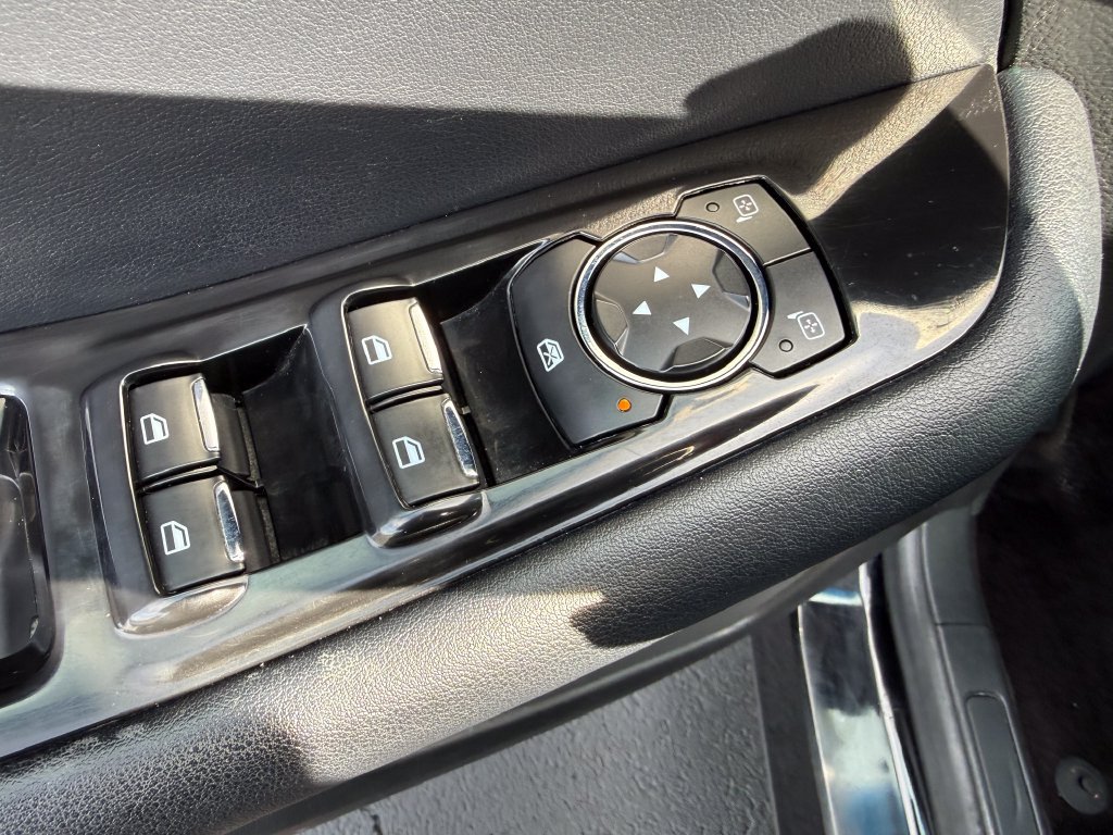 Used 2016 Ford Edge SEL w/ Equipment Group 201A AWD/4WD image 13