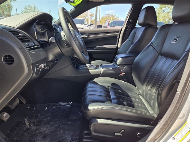 Certified 2023 Chrysler 300 S image 12