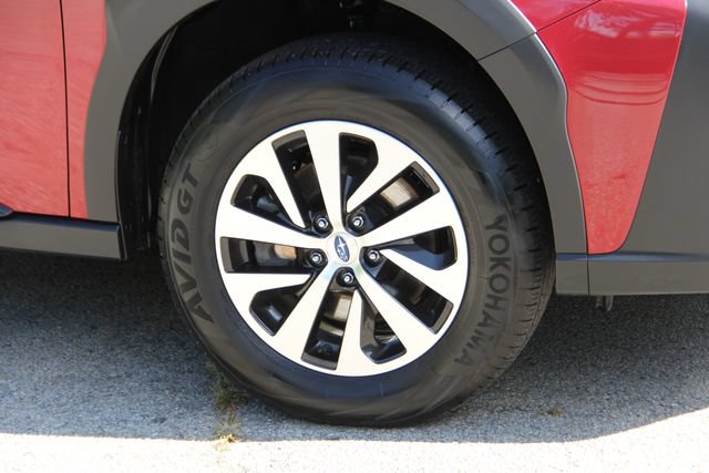 Used 2025 Subaru Outback Premium AWD/4WD image 14