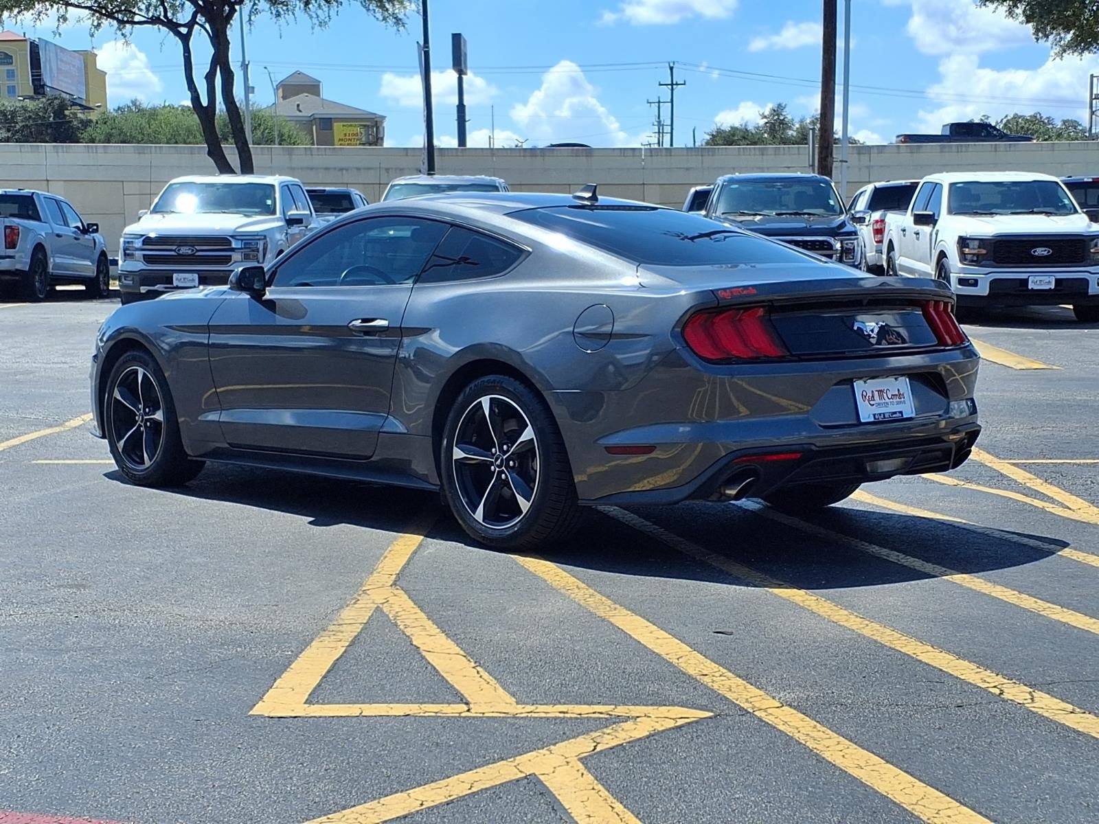 Certified 2020 Ford Mustang Coupe RWD image 8