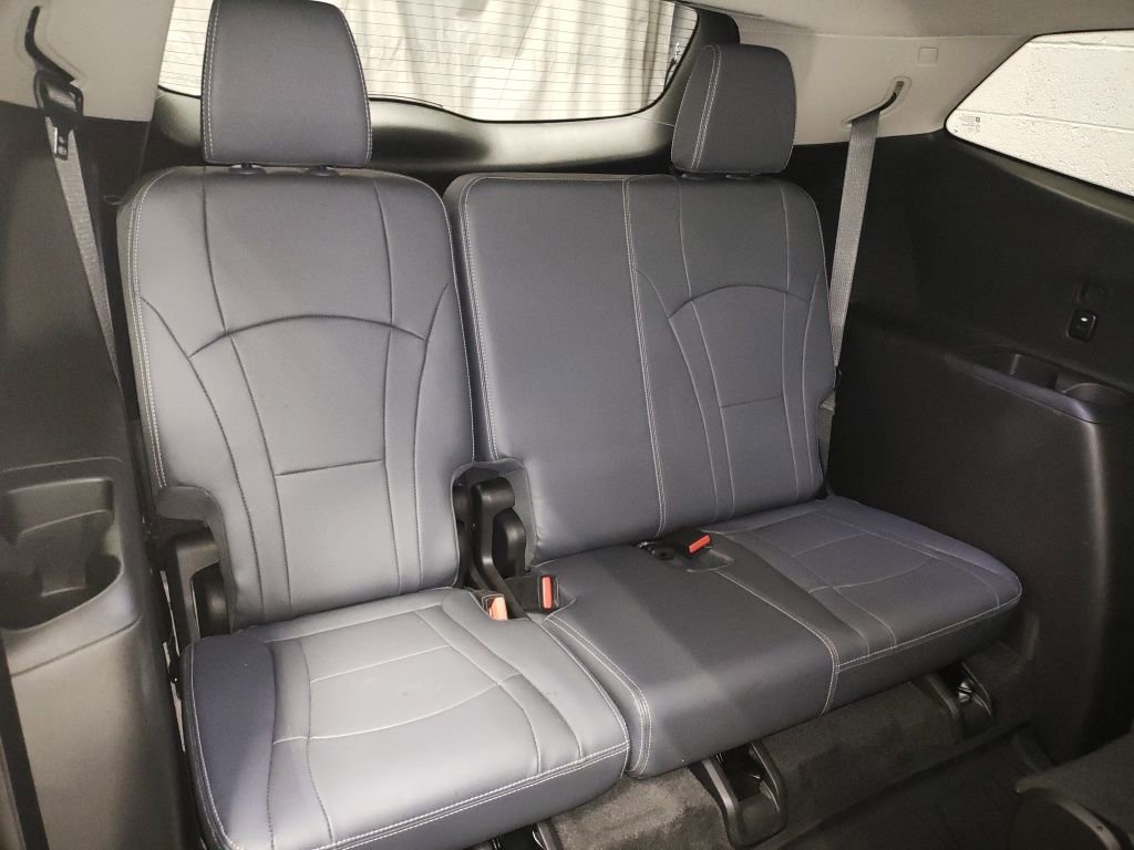 Used 2018 Buick Enclave Essence image 14