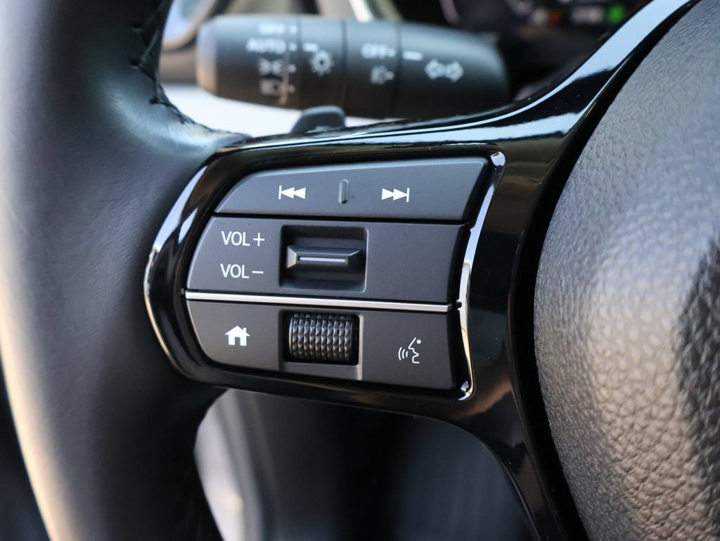 Used 2025 Honda Pilot EX-L image 38
