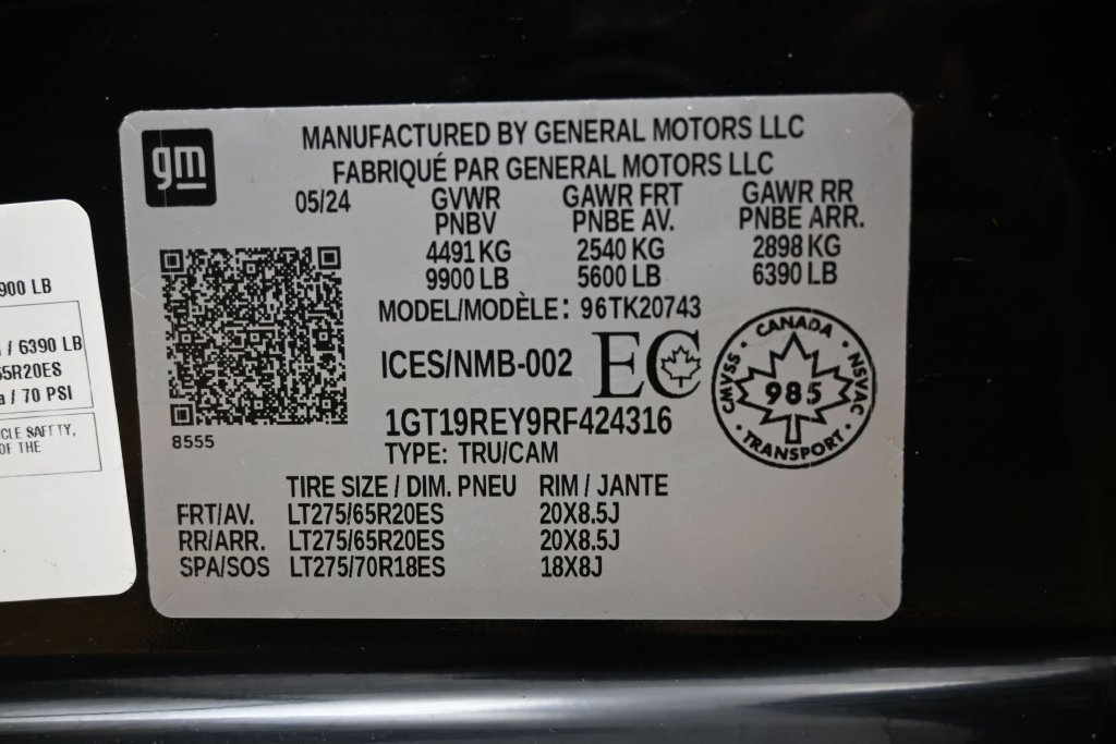 Used 2024 GMC Sierra 2500 Denali w/ Denali Reserve Package AWD/4WD image 33