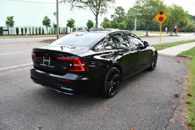 Used 2024 Volvo S60 B5 Plus w/ Climate Package AWD/4WD image 3