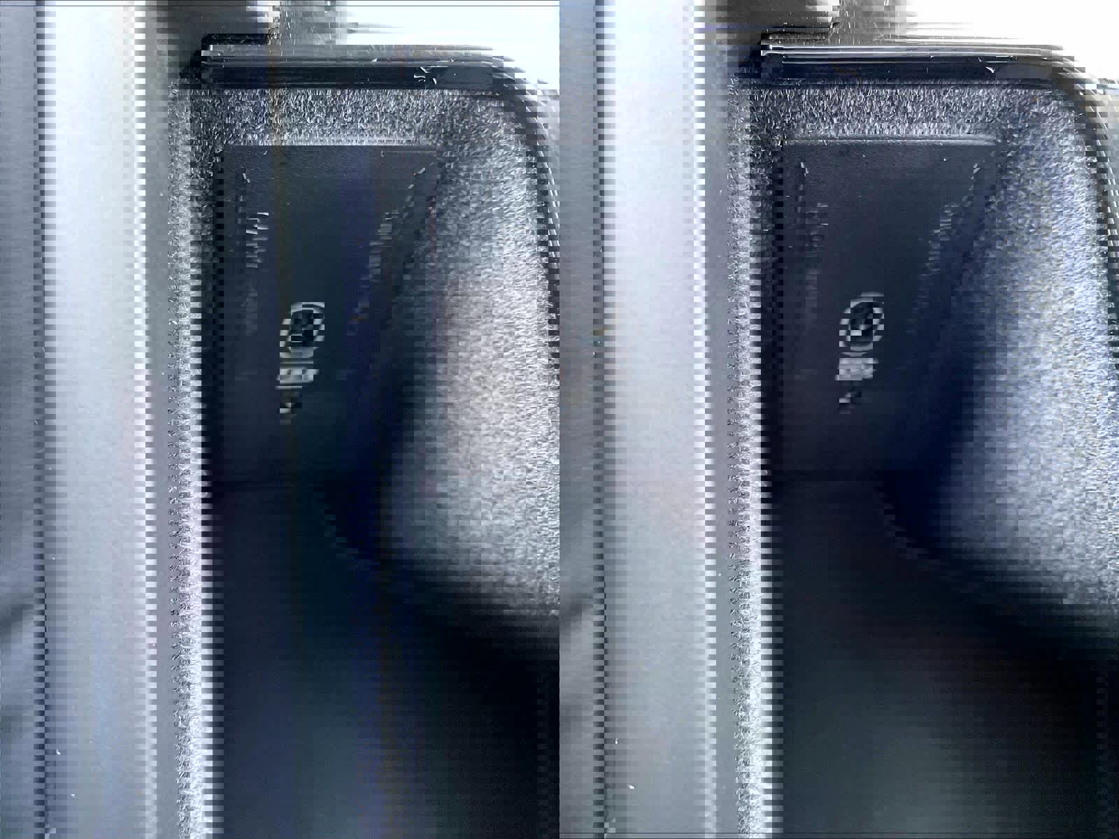 Used 2025 Volvo XC60 B5 Core image 36