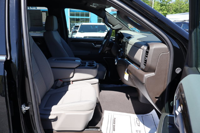 New 2026 GMC Sierra 1500 SLE w/ Preferred Package AWD/4WD image 25