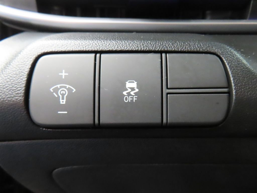 Used 2024 Hyundai Elantra SEL FWD image 46