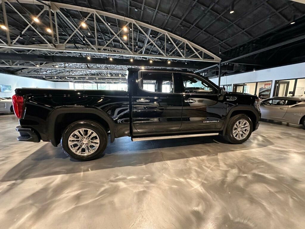 Used 2022 GMC Sierra 1500 Denali w/ Technology Package AWD/4WD image 6