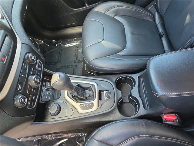 Used 2014 Jeep Cherokee Limited AWD/4WD image 23