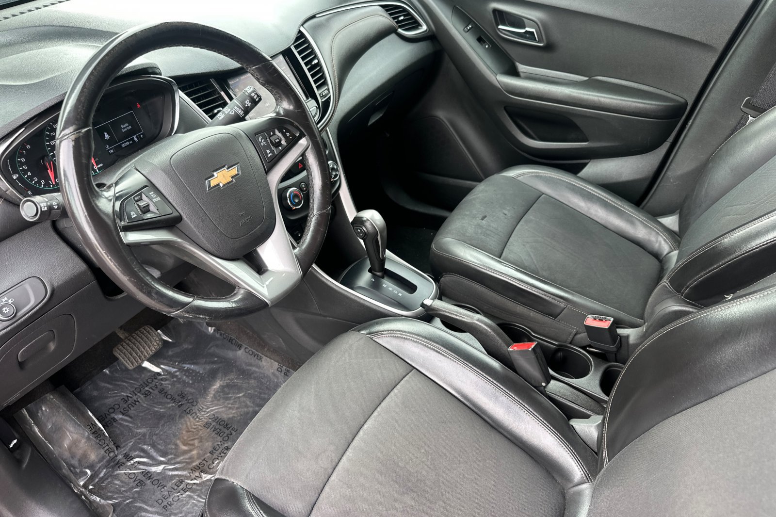 Used 2022 Chevrolet Trax LT w/ Driver Confidence Package AWD/4WD image 10
