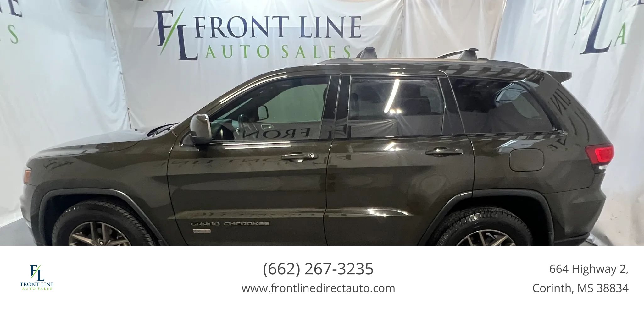 Used 2016 Jeep Grand Cherokee Laredo 75th Anniversary AWD/4WD image 4