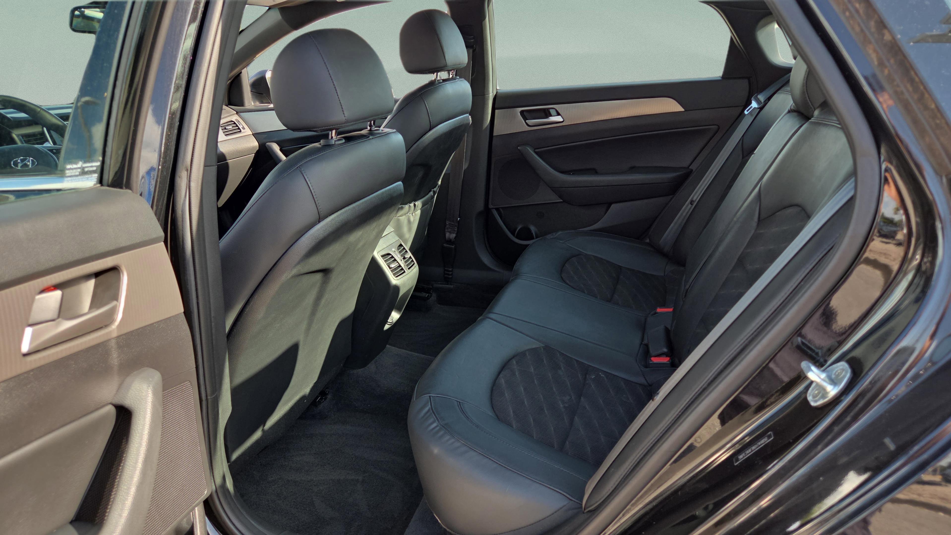 Used 2019 Hyundai Sonata Sport w/ Tech Package 03 FWD image 11