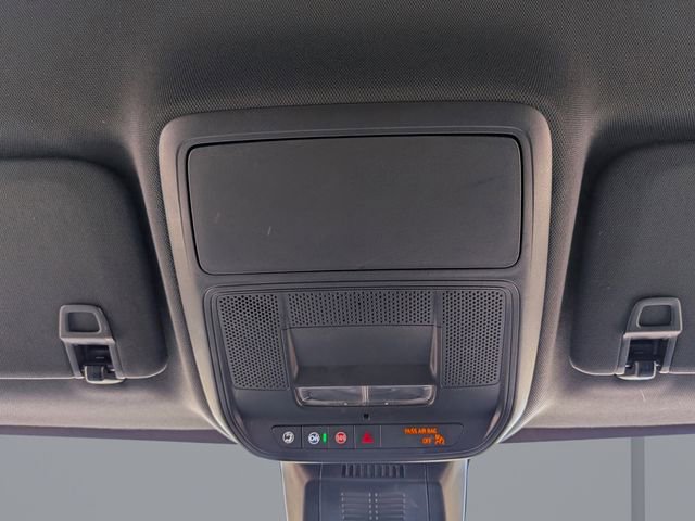 Used 2025 GMC Terrain Elevation image 25