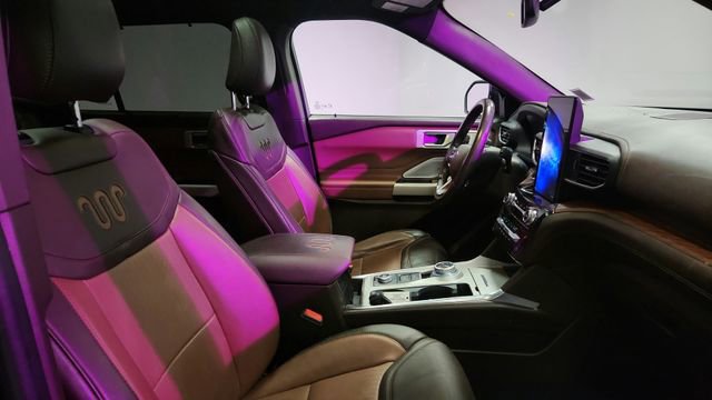 Used 2022 Ford Explorer King Ranch w/ Premium Technology Package AWD/4WD image 22