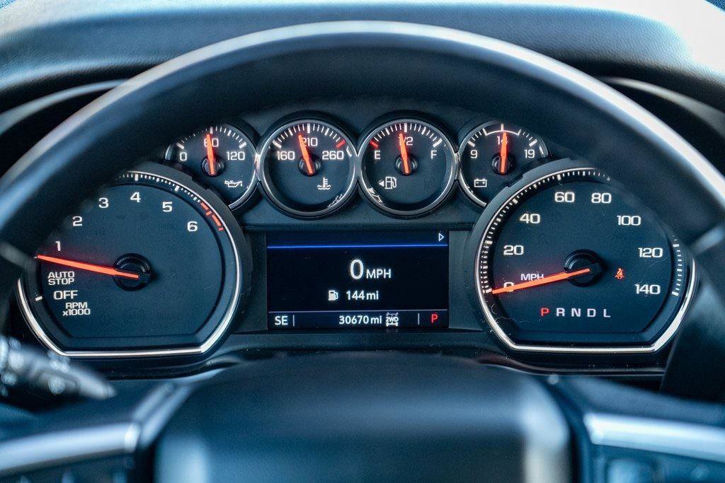 Used 2020 Chevrolet Silverado 1500 LT w/ All-Star Edition image 19