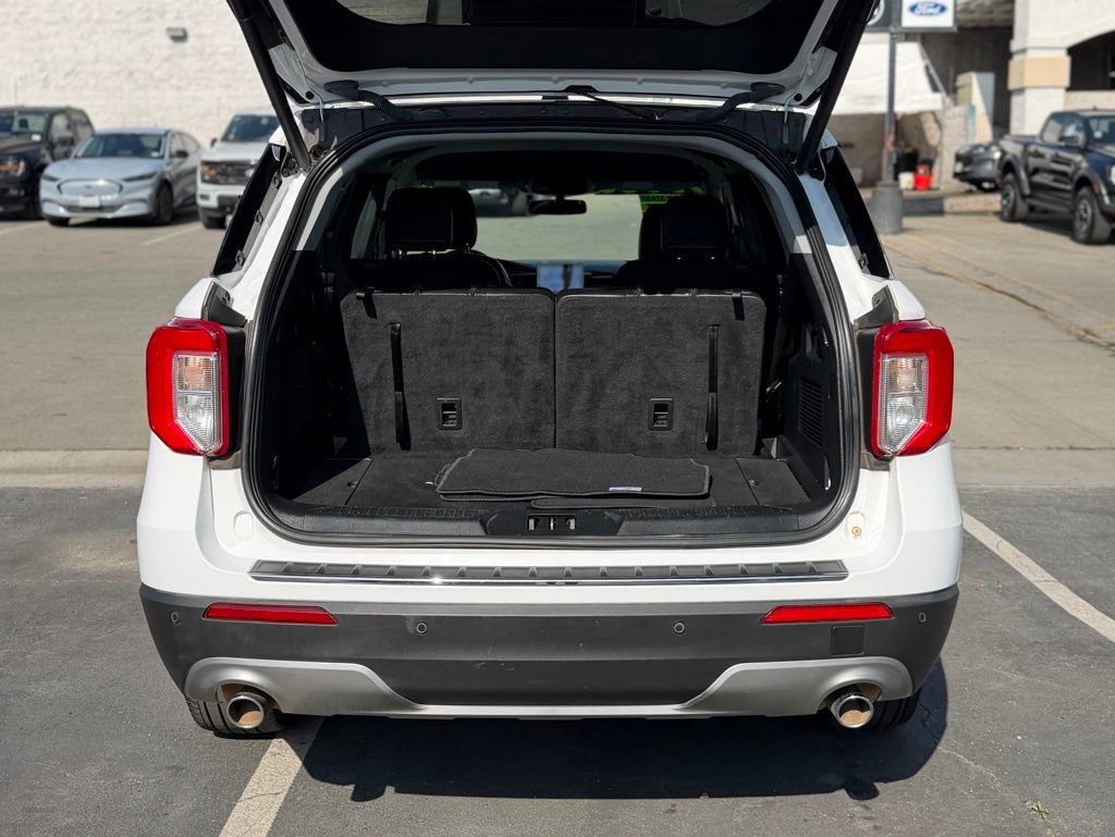 Certified 2023 Ford Explorer Limited image 10