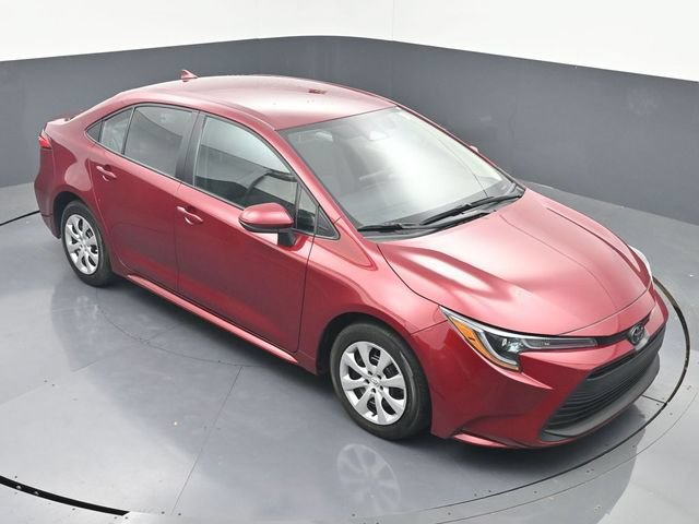 Used 2025 Toyota Corolla LE FWD image 38