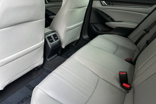 Used 2020 Honda Accord Touring image 8
