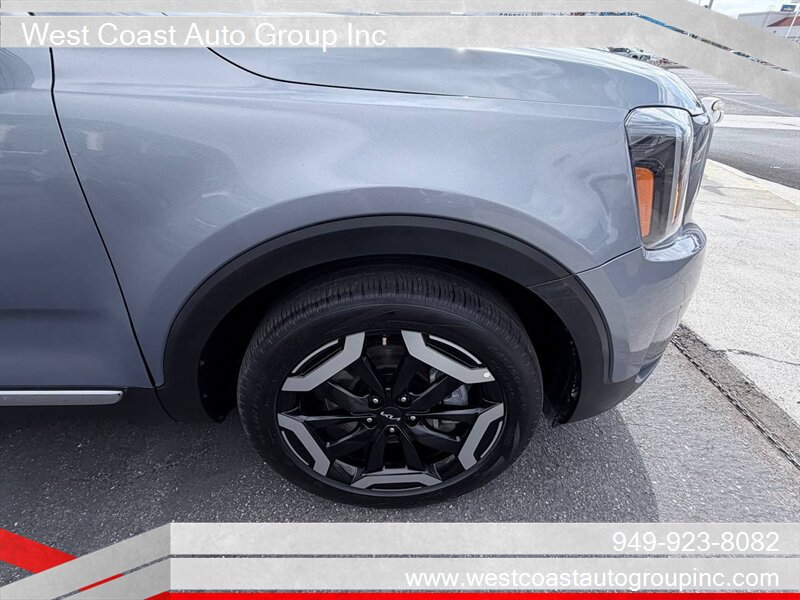 Used 2025 Kia Telluride S AWD/4WD image 28