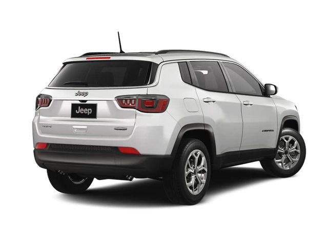New 2026 Jeep Compass Latitude image 2
