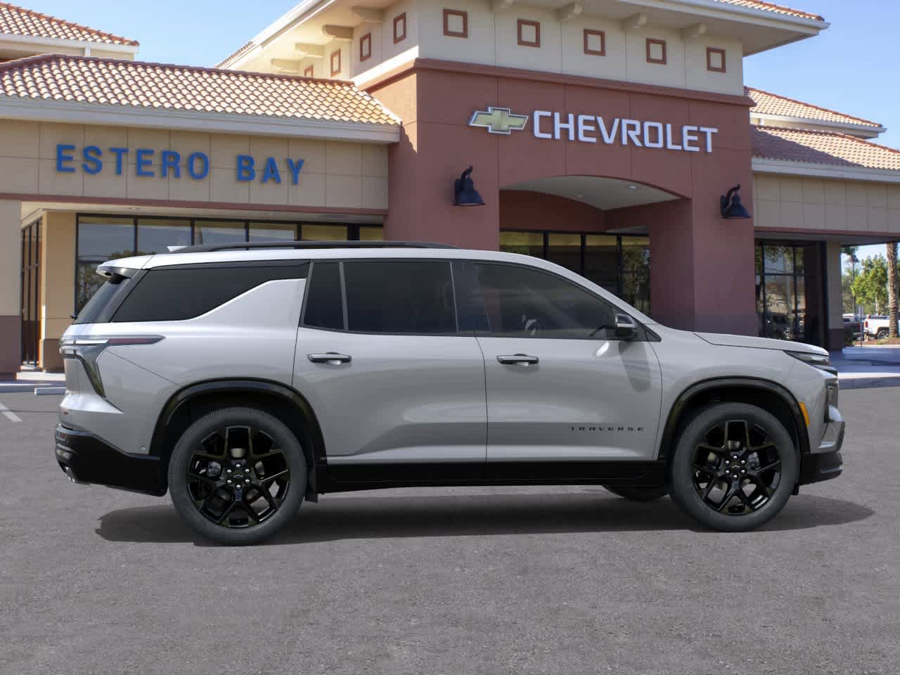 New 2026 Chevrolet Traverse RS w/ LPO, Floor Liner Package FWD image 5