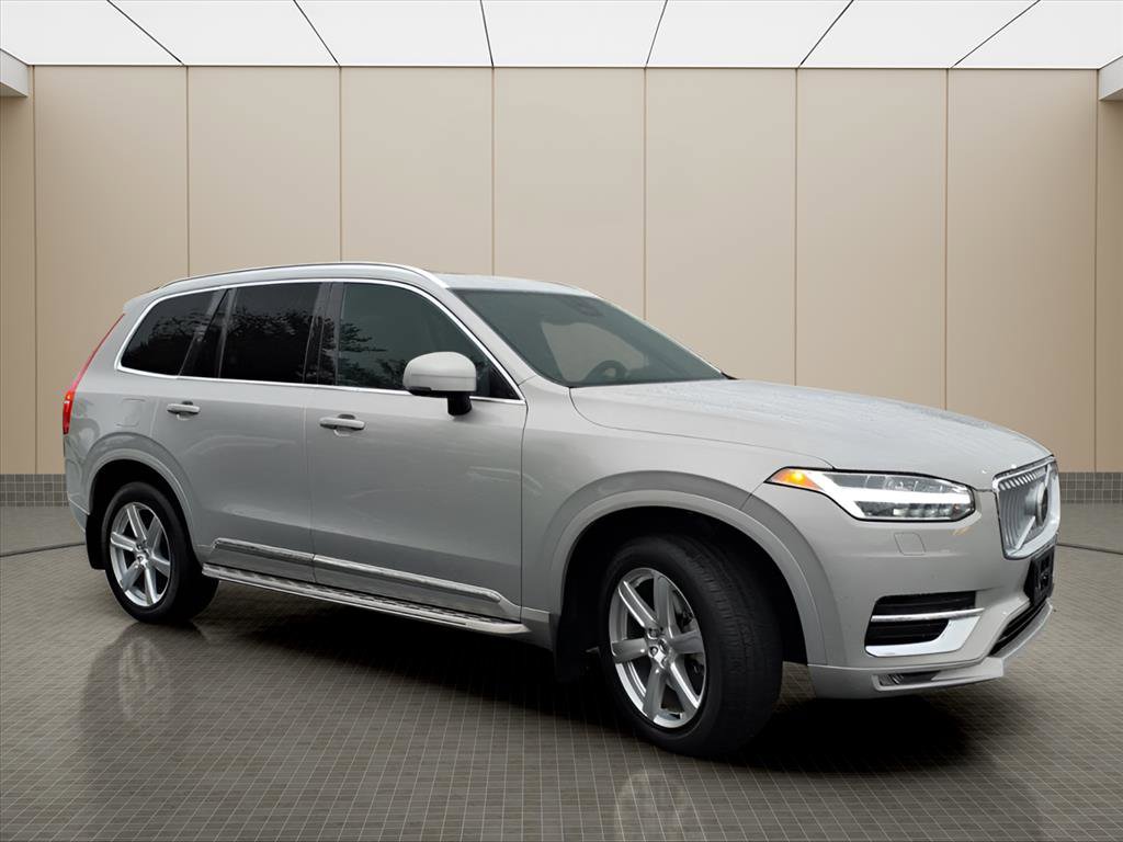 Used 2024 Volvo XC90 B5 Core w/ Protection Package Premier image 21