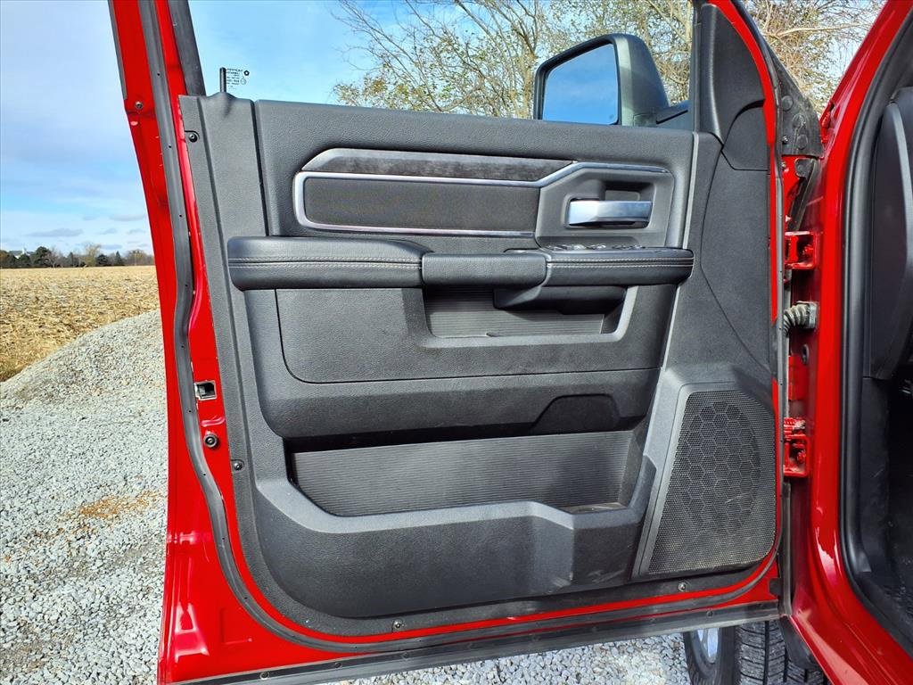 Used 2024 RAM 2500 Big Horn w/ Bed Utility Group image 19