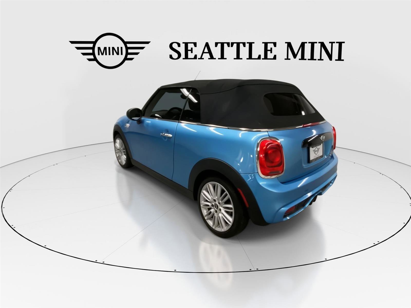 Used 2017 MINI Cooper S image 7