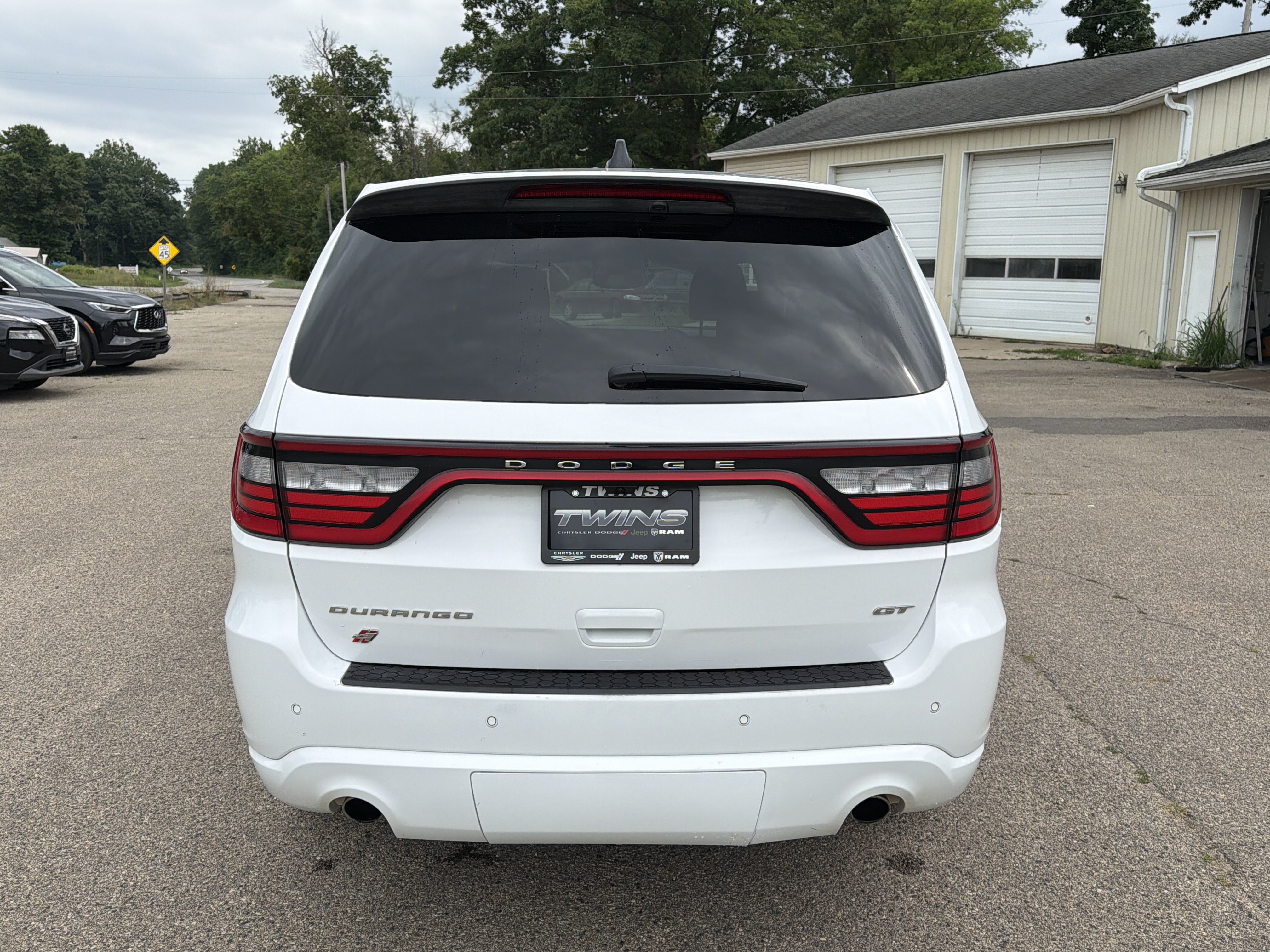 Used 2025 Dodge Durango GT AWD/4WD image 4