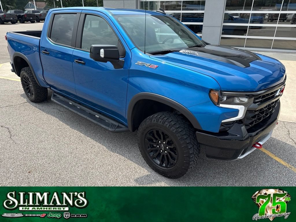 Used 2022 Chevrolet Silverado 1500 ZR2 w/ Technology Package AWD/4WD image 1