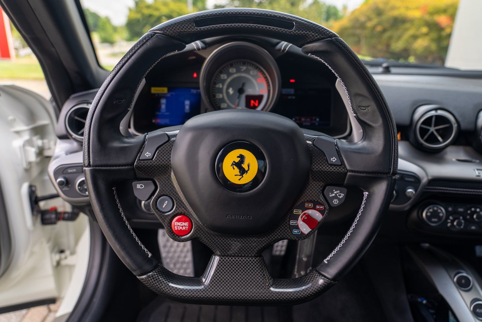 Used 2017 Ferrari F12 Berlinetta RWD image 33