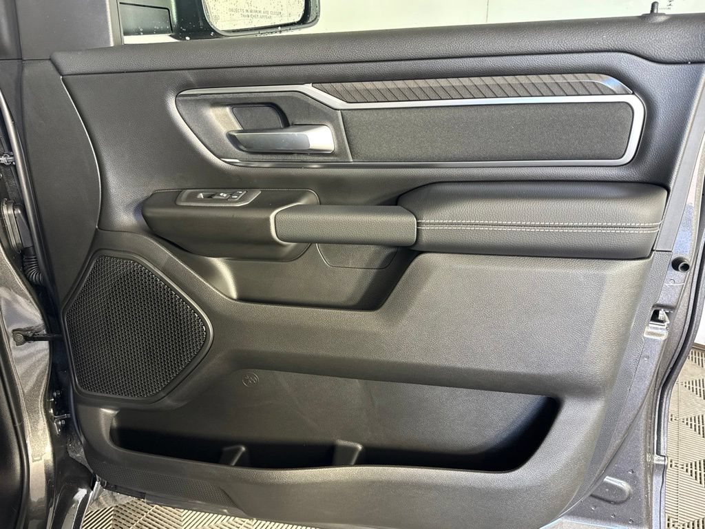 New 2027 RAM 1500 4x4 Crew Cab image 34