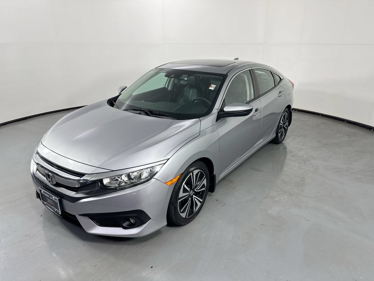Used 2016 Honda Civic EX-L image 29