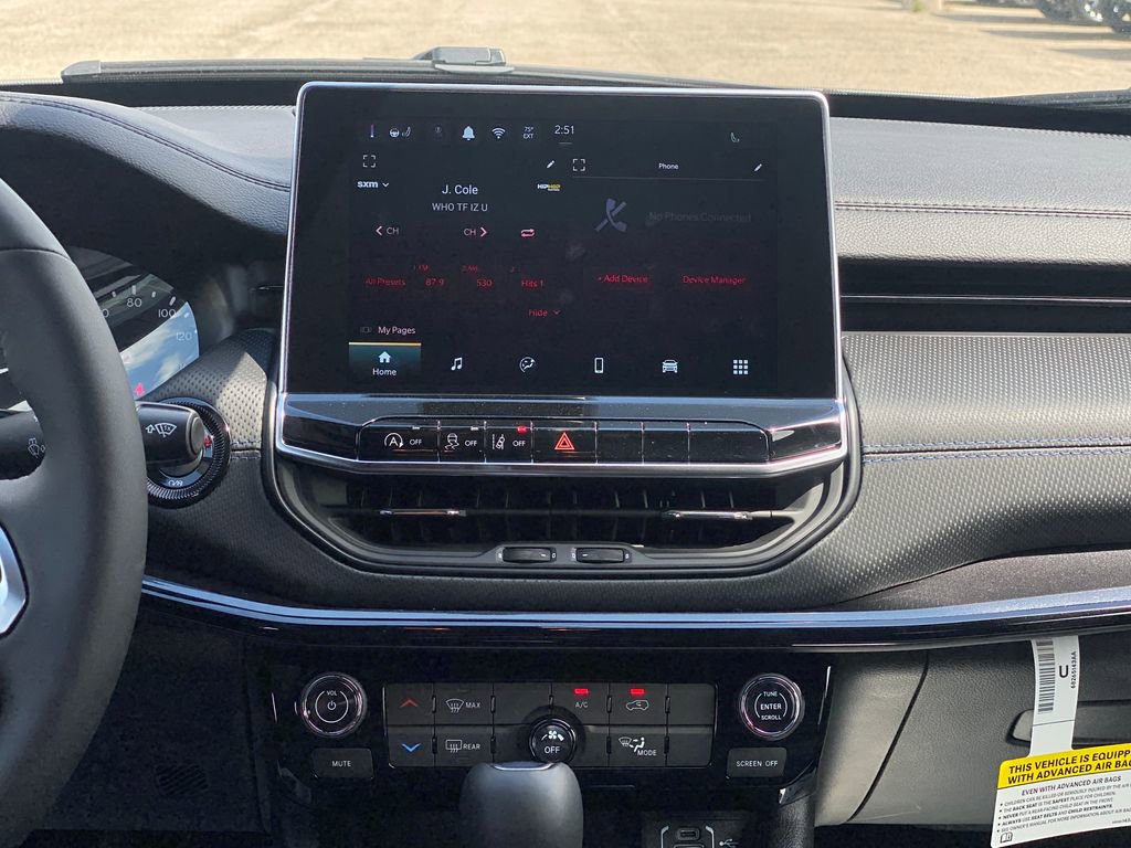 New 2026 Jeep Compass Latitude AWD/4WD image 25