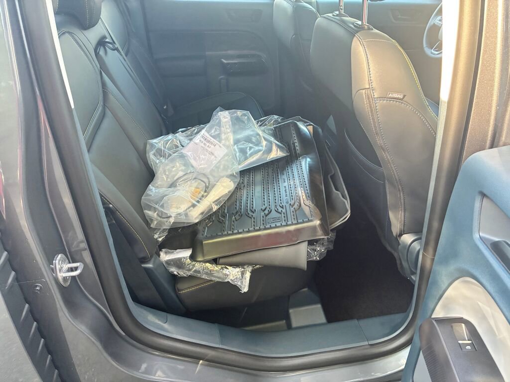 New 2025 Ford Maverick Lobo image 13